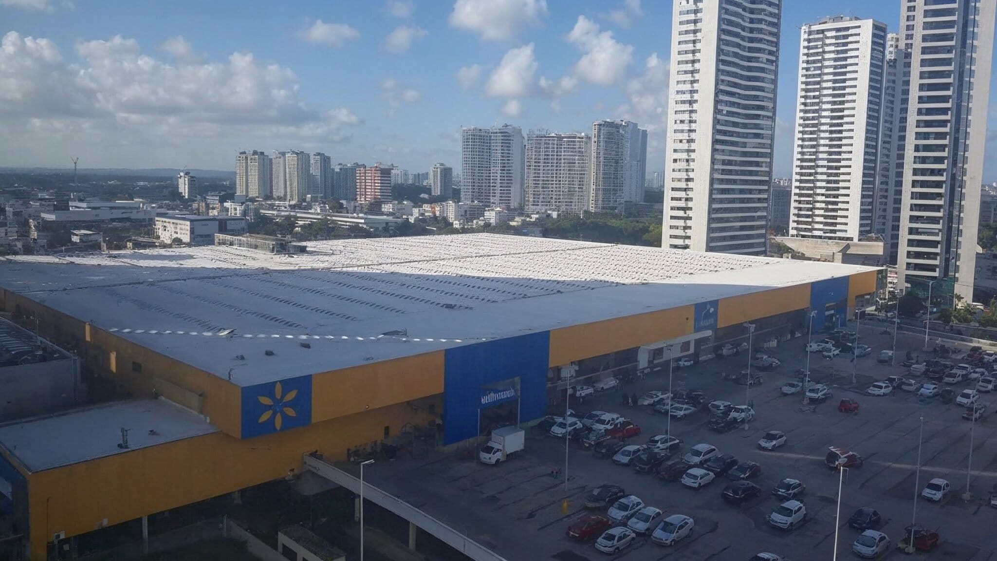 Cobertura industrial apresentada no site da Aislar Engenharia